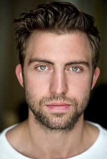 фото Callum Cameron