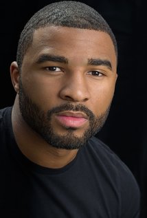 фото Брэндон Майкл Томас