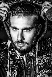 фото Arik Wallace