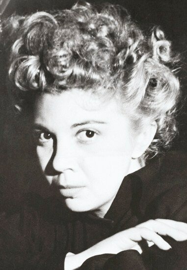 фото Леонор Фини