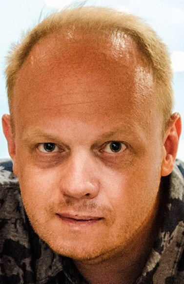 фото Антон Базелинский