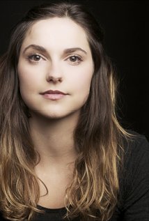 фото Angharad George-Carey