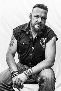 фото Крис Барникоат