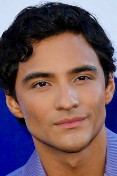 фото Брэндон Переа