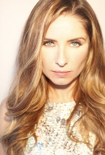 фото Эшли Эскью