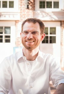 фото Bradley Bethel