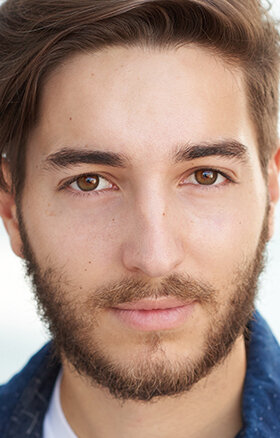 фото Майлс Хартфельдер