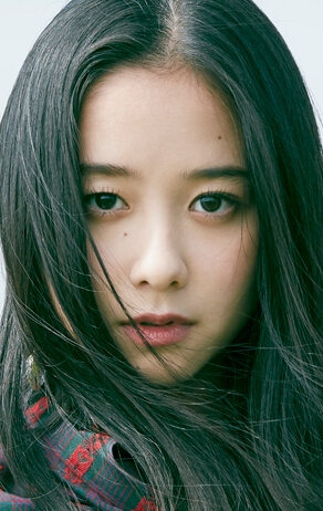 фото Маю Хотта