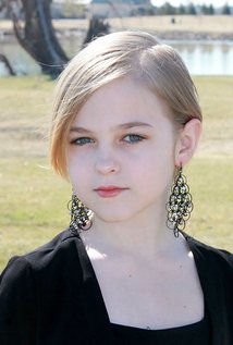 фото Сара Мур