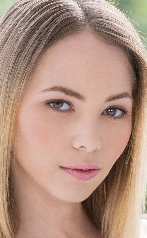 фото Энжел Смоллс