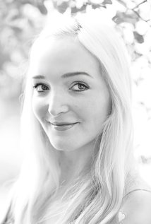 фото Nicole Estrella Wright