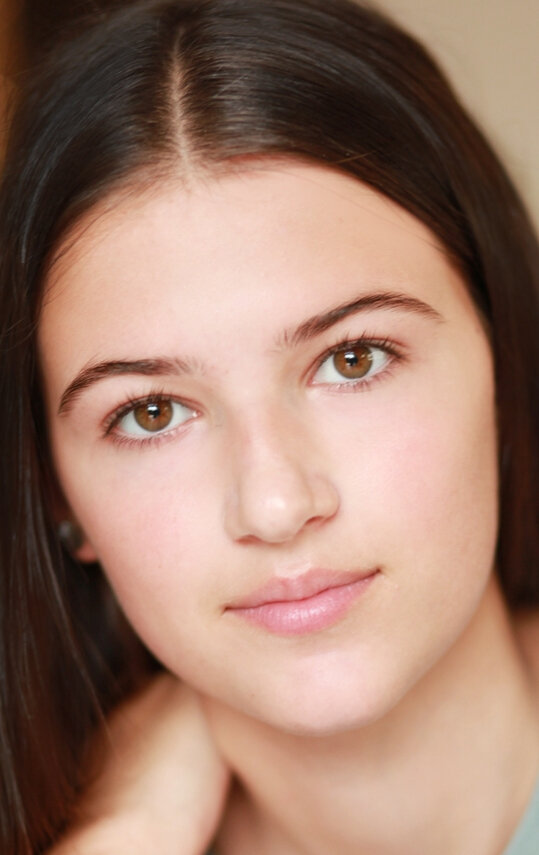 фото Сатине Скарлет Монтас