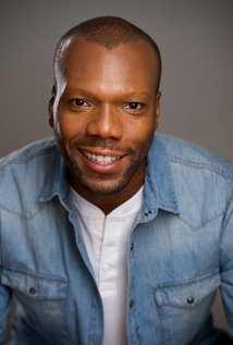 фото Kingsley Uwode