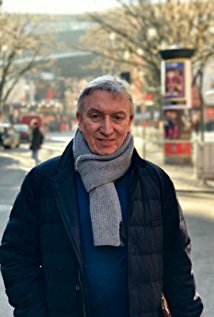 фото Гарет Джонс