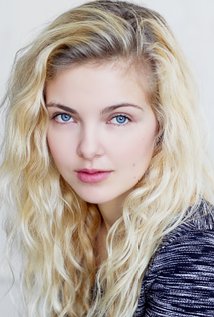 фото Эмма Мэддок