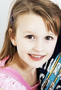 фото Isabelle West