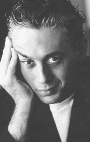 фото Камерон Аллан