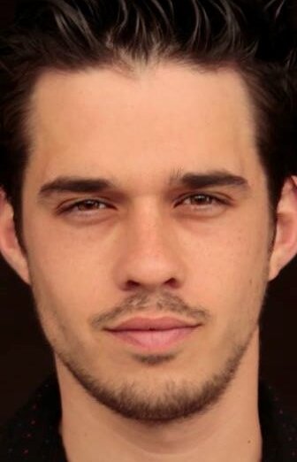 фото Габриэль Эпштейн