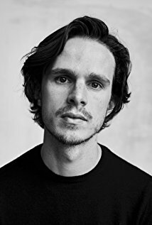 фото Тейлор Фрост