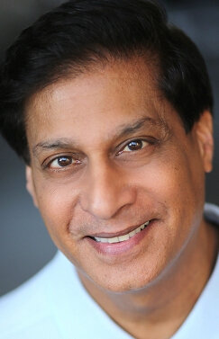 фото Энтони Заки