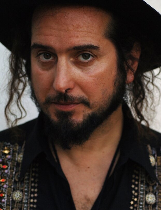 фото Виничио Капоссела