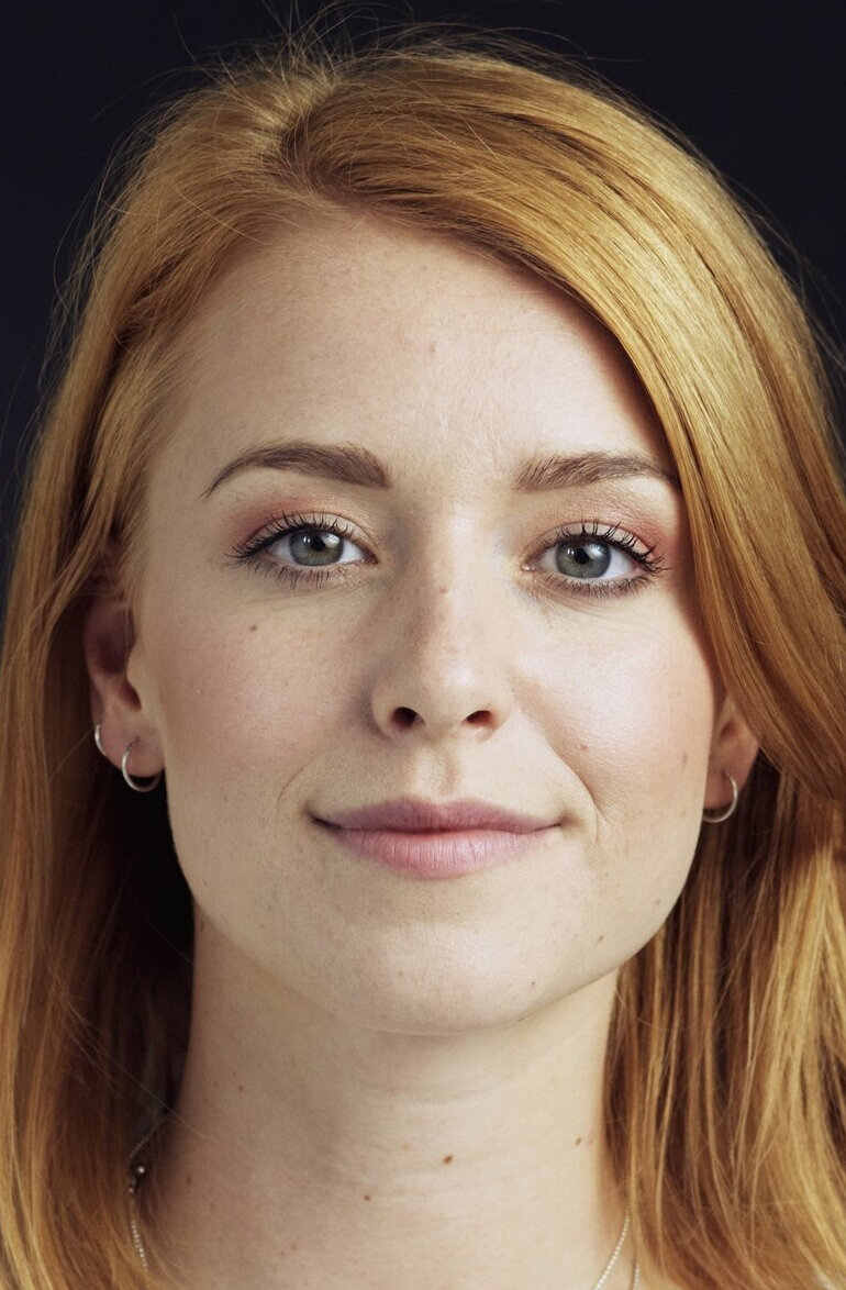 фото Клара Хенри