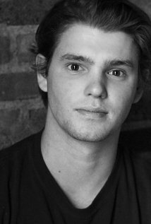 фото Louis Strong