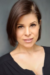 фото Вайолет Камерон