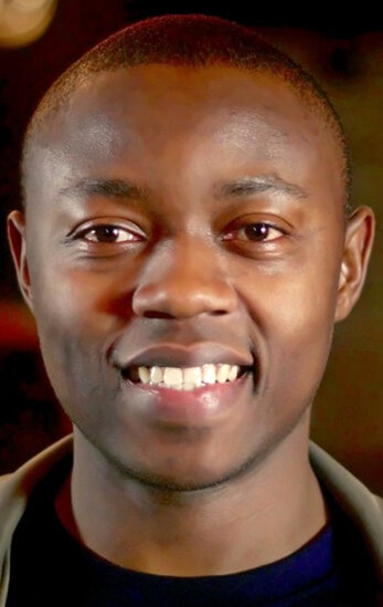 фото Кудзи Сайнос