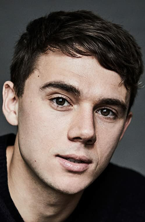 фото Кэлам Линч