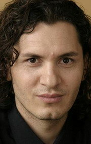 фото Эмиль Хостина