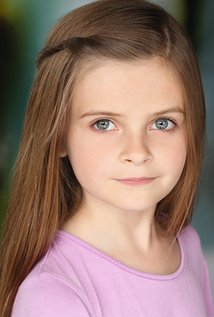 фото Lillie Malone