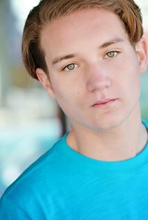 фото Ethan Angelo