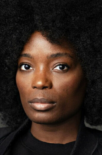 фото Тинаше Уильямсон