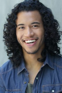 фото Байрон Уигфолл