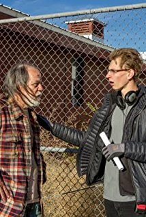 фото August Holt