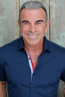 фото Buzz Cuccia