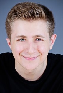 фото Oli Newhall