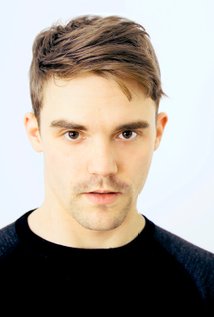 фото Raymond Corrado Knutsen