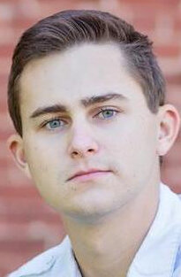 фото Tyler James Larkin