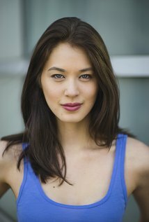 фото Эмма Кикуэ