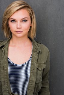 фото Madison Cross