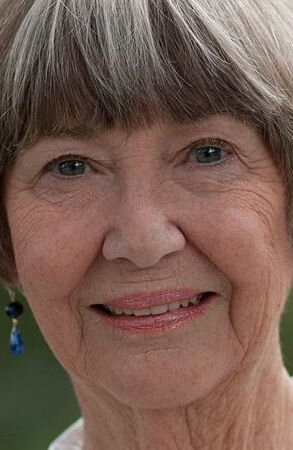 фото Шарлотта Стюарт