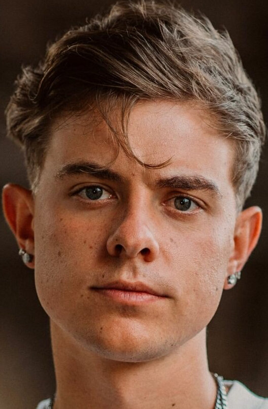 фото Йонас Эмс