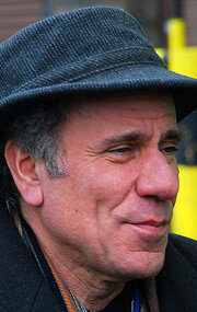 фото Джон Морайтис