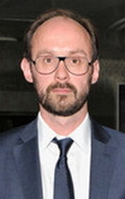 фото Джеймс Гэй-Рис