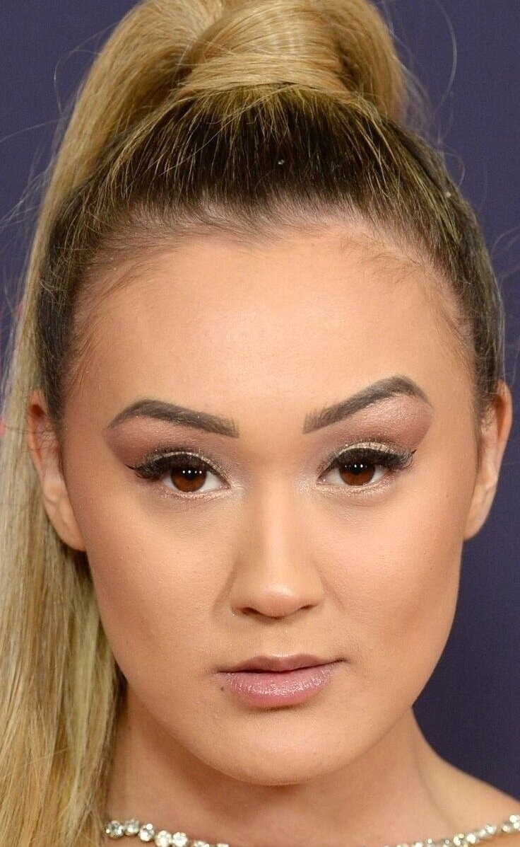 фото Lauren Riihimaki