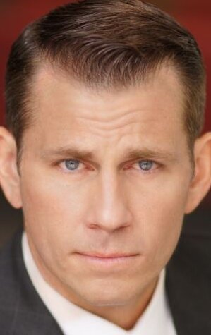 фото Джо Наулэнд