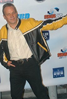 фото Джеймс Авалон