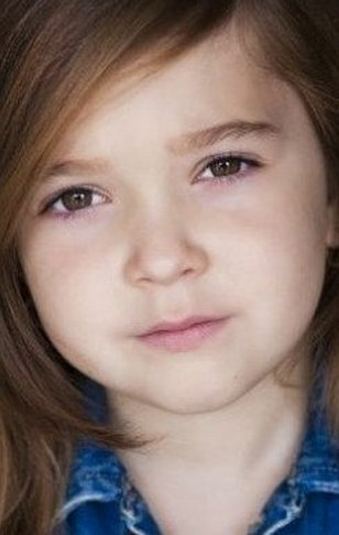 фото Поппи Ганьон